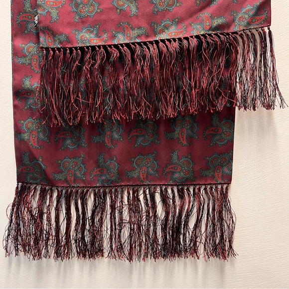 Kilgour French & Stanbury Paisley Pure Silk mens scarf cravat with fringe - Picture 3 of 10